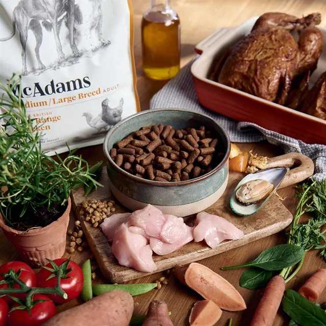 McAdams Large Breed – Free Range Chicken